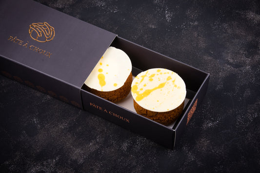 Yuzu Craquelin n a small box.