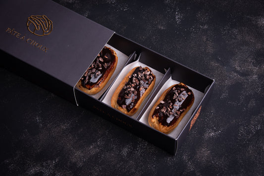 A box of Espresso Mini Éclair.