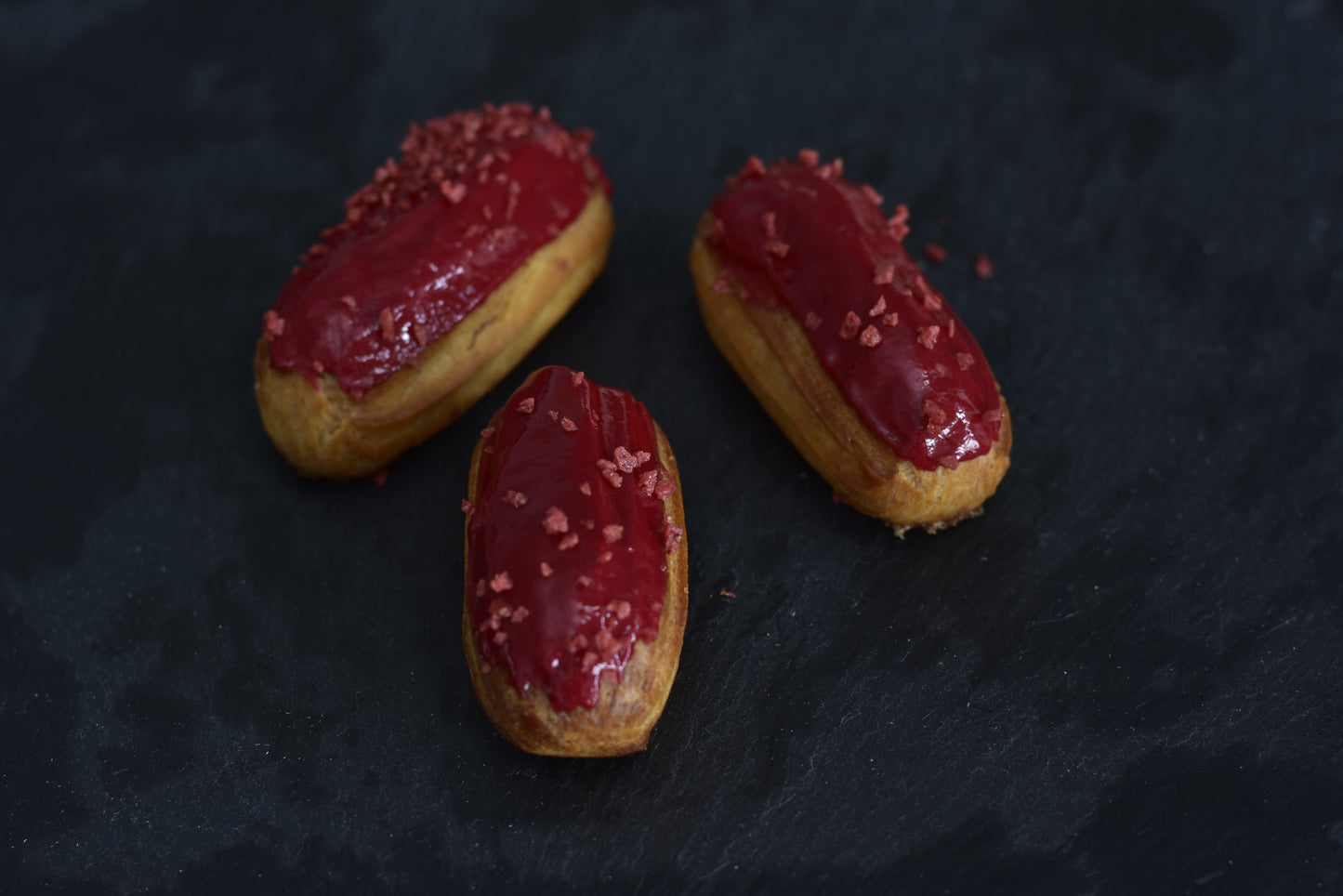 Strawberry Mini Éclair Box