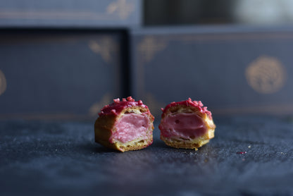 Strawberry Mini Éclair Box